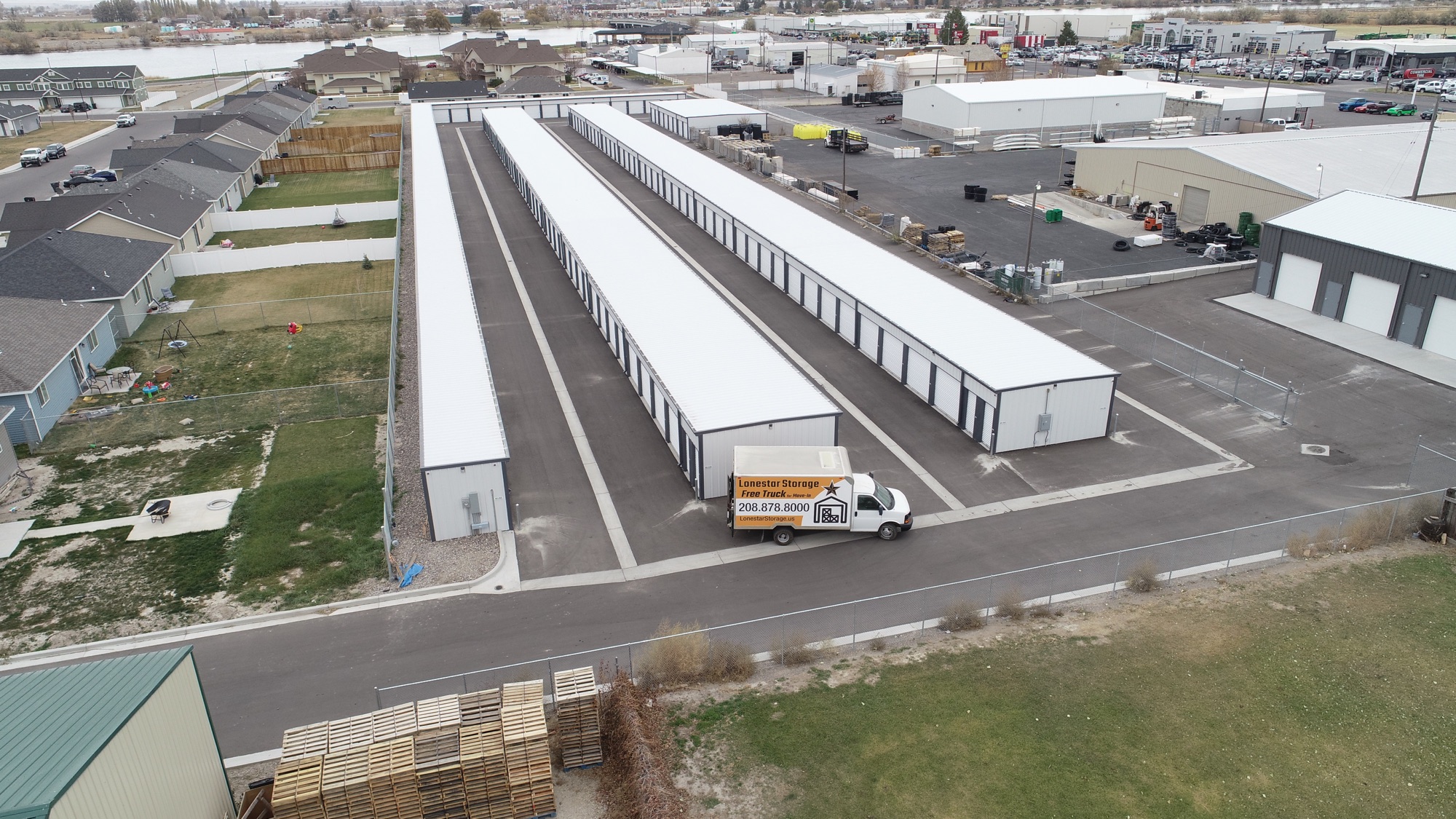 Lonestar Storage from the air — three rows of drive-up units